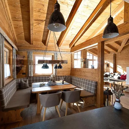 Mountain Chalet Karwendel Chalé *